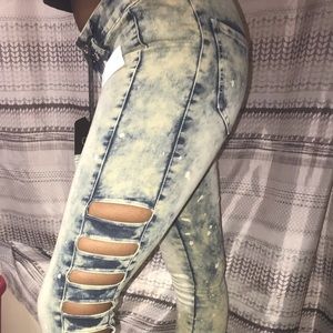 Acid Wash Jeans